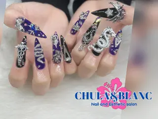CHULA& BLANCのネイルデザイン