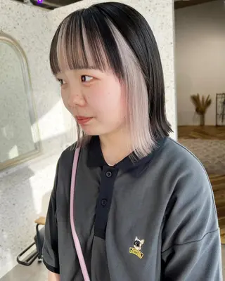 ショート カラー ヘアアレンジ lani ブリーチ /ダブルカラーのヘアスタイル
