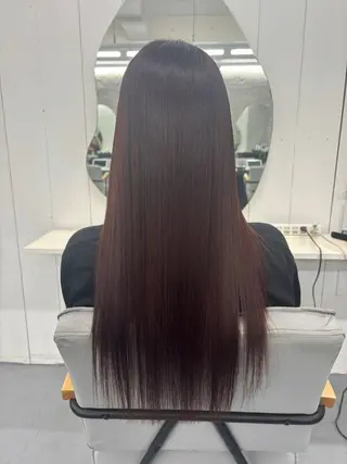 ロング カラー 腰越 麻奈のヘアスタイル