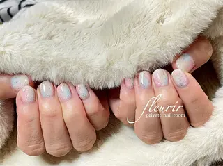 ネイル フルリール 【プライベートサロンのネイルデザイン