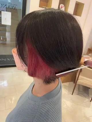カラー レイヤー/くびれ/ 縮毛/チェレ金剛のヘアスタイル