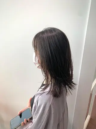 ミディアム カラー ヘアアレンジ 髪と心を整える美容師 透明感カラー/ボブのヘアスタイル