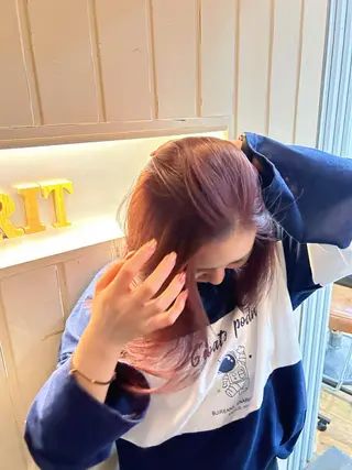 ミディアム 透明感カラー NAN AMI グレージュのヘアスタイル