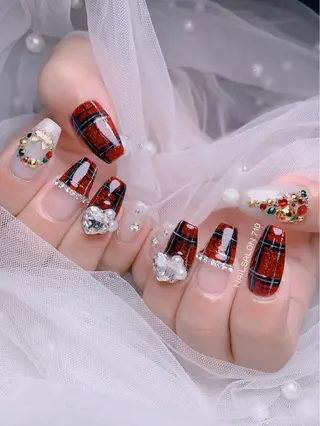 ネイル ナナイチゼロ I.Naoのネイルデザイン