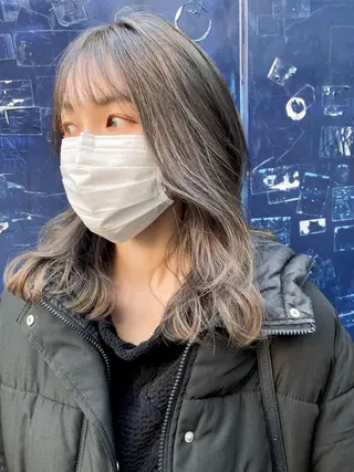 ロング カラー 千 田のヘアスタイル