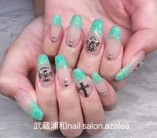 ネイル R inのネイルデザイン