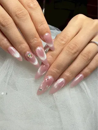 ネイル Jr.ネイリスト🤍 【Alissa】新栄のネイルデザイン