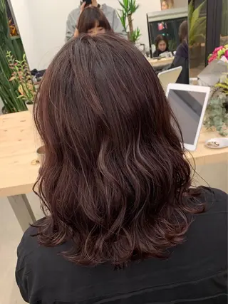 ミディアム カラー leben serikaのヘアスタイル