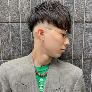 ショート カラー パーマ メンズ CLUTCH天王寺 西藤遥河のヘアスタイル