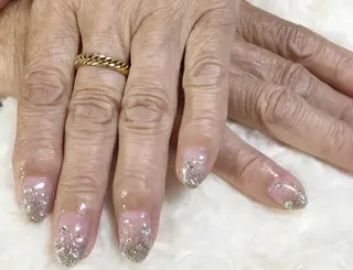 ネイル 中谷 亜佑美のネイルデザイン