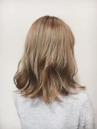 ミディアム カラー 山田 守のヘアスタイル