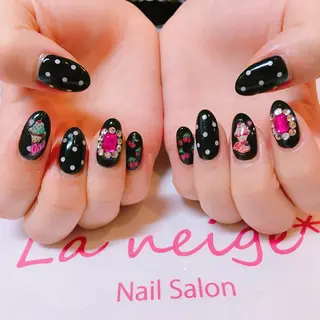 ネイル La neige* yuki 🐩🌙のネイルデザイン