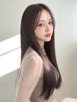 ロング 砂澤 瞳のヘアスタイル