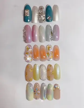 ネイル VIERU 🌈🎀💖のネイルデザイン