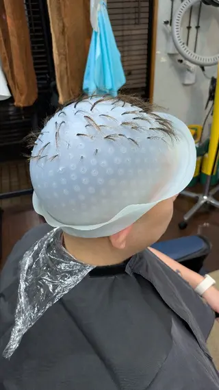 カラー ショート メンズ B.B Cam's 西原店所属・金城 宏宜のヘアスタイル