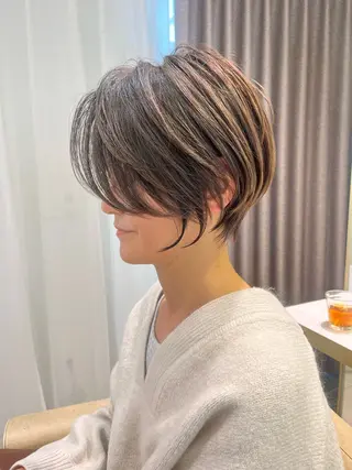 ショート 襟足でお悩みの方✂︎ くびれ職人ハシモトのヘアスタイル