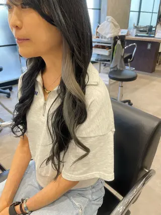 ロング カラー 佐藤 由依/水光カラーのヘアスタイル