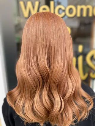 ロング カラー ハイトーン&透明感 カラー☘️片山優陽のヘアスタイル