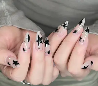 ネイル Pure&Rich Nailのネイルデザイン