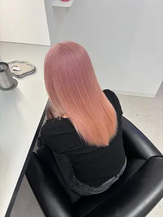 セミロング カラー ユラ🪐 /ブリーチのヘアスタイル