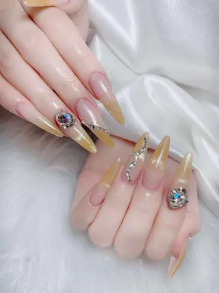 ネイル Queen Nail Salonのネイルデザイン
