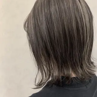ミディアム ︎︎🧸 ユリ ︎︎🧸のヘアスタイル