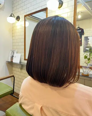 ミディアム カラー ショート、ボブ💚 レイヤー/井上翔のヘアスタイル