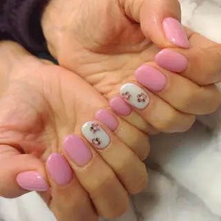 ネイル ジェヌインネイル 河内のネイルデザイン