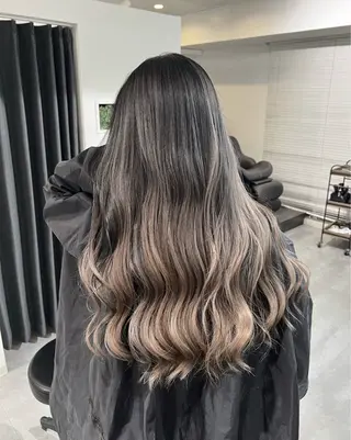 ロング カラー ROBIN所属・指名数No.1 /NAOYAのヘアスタイル