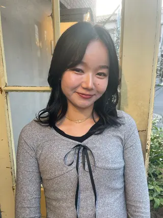 ミディアム カラー KURIA‪‪*⋆ஐ ブリーチ/韓国ヘアのヘアスタイル