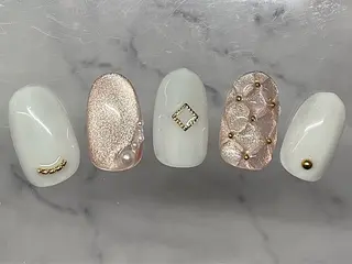 ネイル AYA Reginaのネイルデザイン