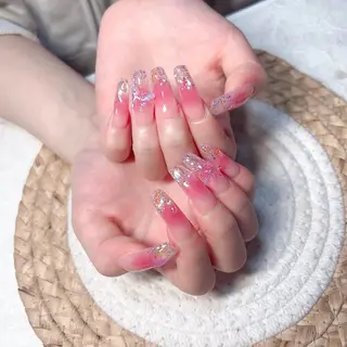ネイル Maggie Nail🦩のネイルデザイン