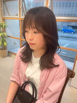 セミロング カラー ヘアアレンジ 大人可愛い🎀ིྀ 🪞柔らかベージュのヘアスタイル