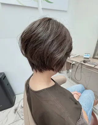 ショート 🫧透明感イルミナ カラー🫧三浦菜々子のヘアスタイル