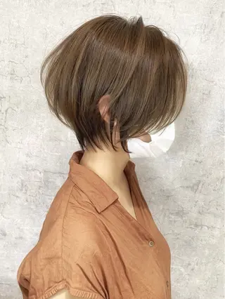 ショート カラー 🥣安野祥華 銀座大人ショート🥣のヘアスタイル