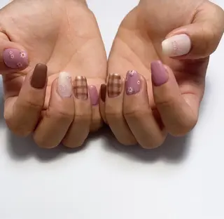 ネイル Nailsalon Lebelのネイルデザイン