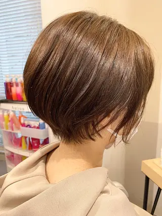 ショート レイヤー×縮毛矯正 深見 拓のヘアスタイル