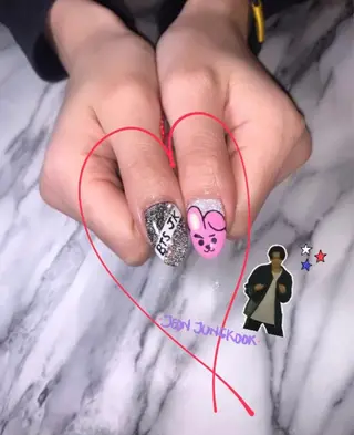 ネイル ﾈｲﾙﾙｰﾑﾘｯｶ 𝐦𝐚𝐲𝐮のネイルデザイン