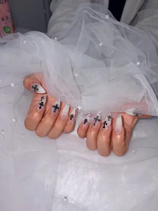 ネイル ARRINE所属・akari🎀 京橋 ARRINEのネイルデザイン