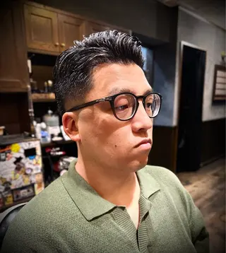 ミディアム ヒロ銀座BARBERSHOP横浜店所属・横浜 カット全般 大槻のヘアスタイル