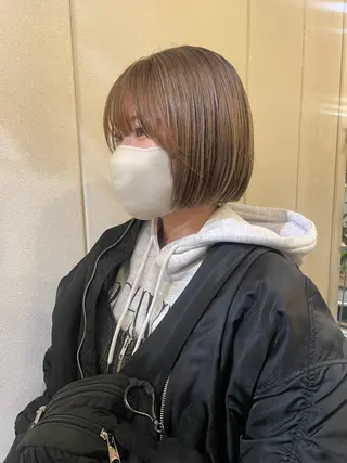 ショート カラー 狩野 羅夢のヘアスタイル