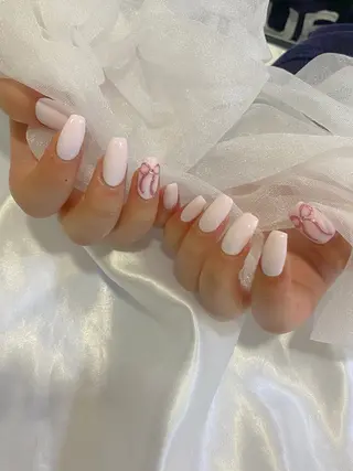 ネイル Lim nail🤍 Ayaのネイルデザイン
