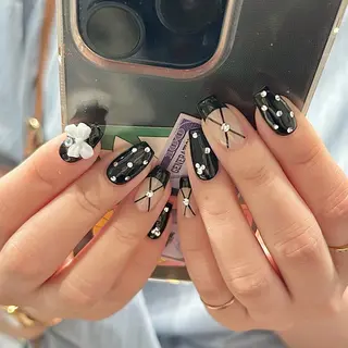 ネイル パラあり！フィルイン 美フォルムのネイルデザイン
