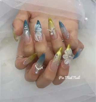 セミロング HANA 長さだしのネイルデザイン