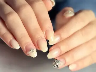 ネイル 新山 聖のネイルデザイン