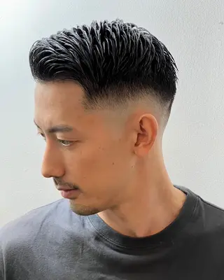 ショート パーマ メンズ TAKUMI/銀座/ ビジネス/フェードのヘアスタイル
