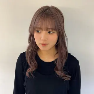 ロング カラー 松井 詩織のヘアスタイル