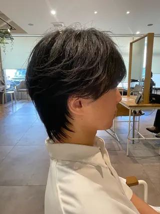 ミディアム 樋口 令惟のヘアスタイル