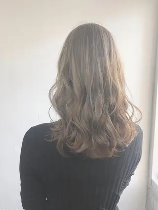 カラー 吉田 典弘のヘアスタイル