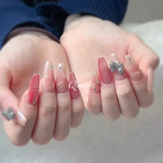 ネイル Queens ゲンのネイルデザイン